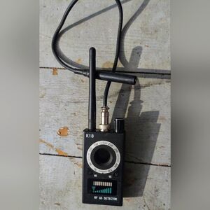 K18 Hidden Camera Detector
